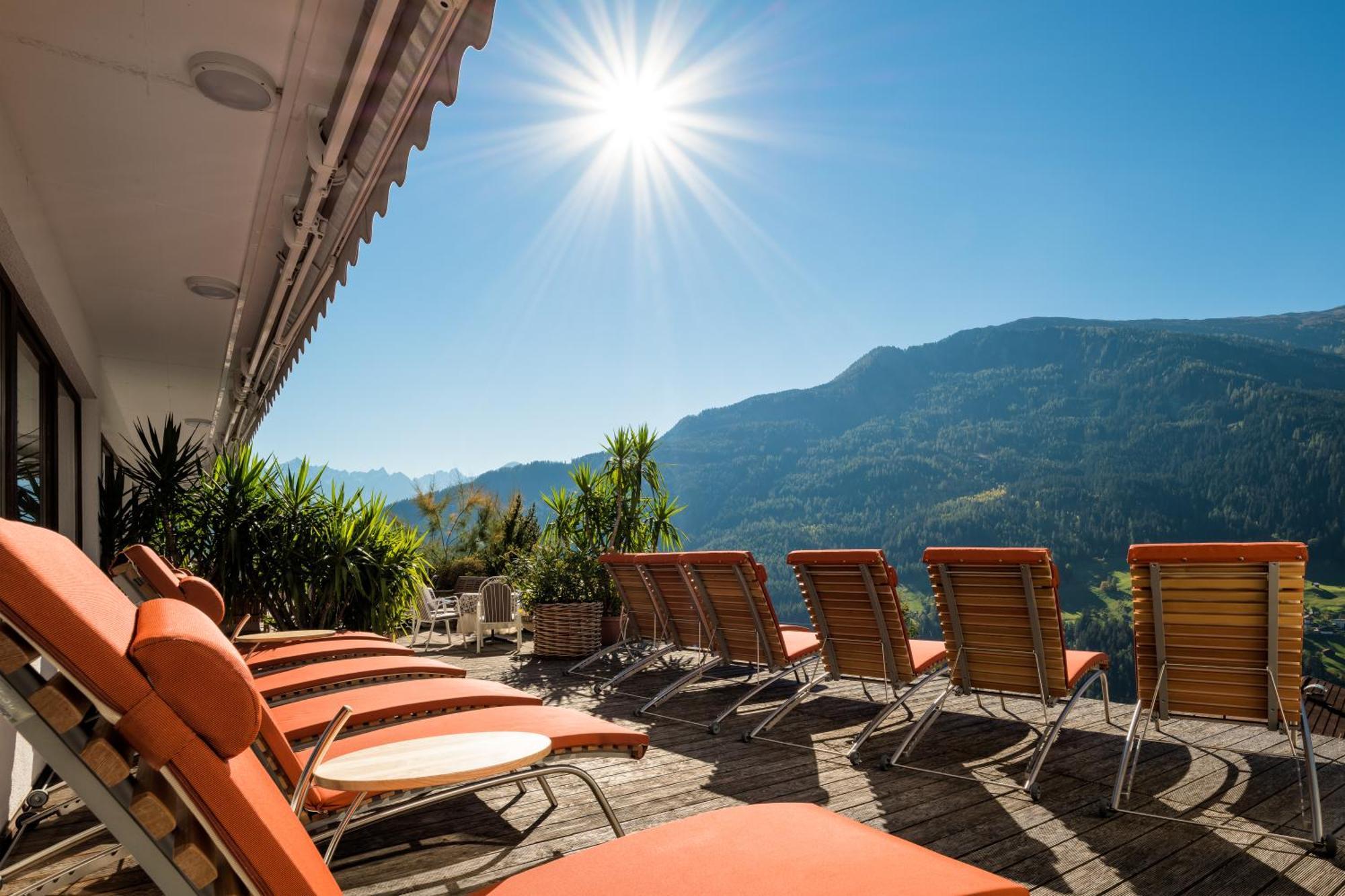 Panoramahotel Fliesserhof エクステリア 写真