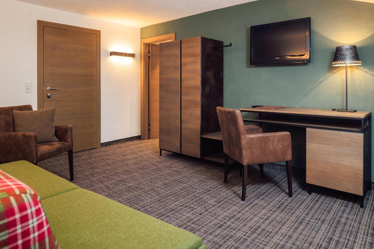 Panoramahotel Fliesserhof エクステリア 写真